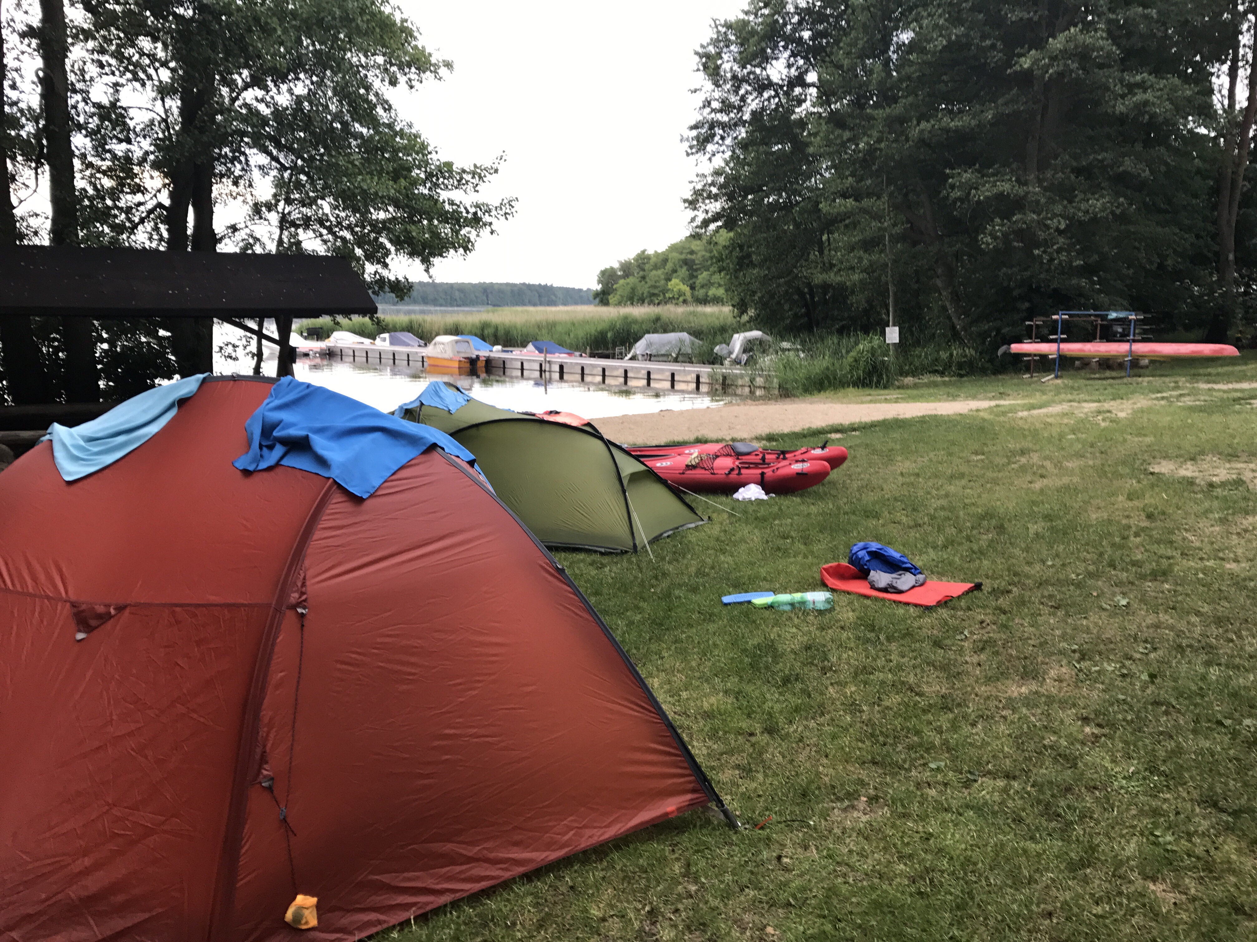 Zelten an der Mecklenburgischen Seeplatte
